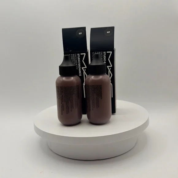 MAC Studio Radiance Face and Body N9 NEW authentic 2 pack